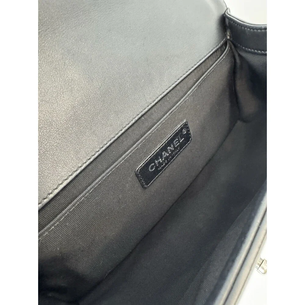 CHANEL authentic medium